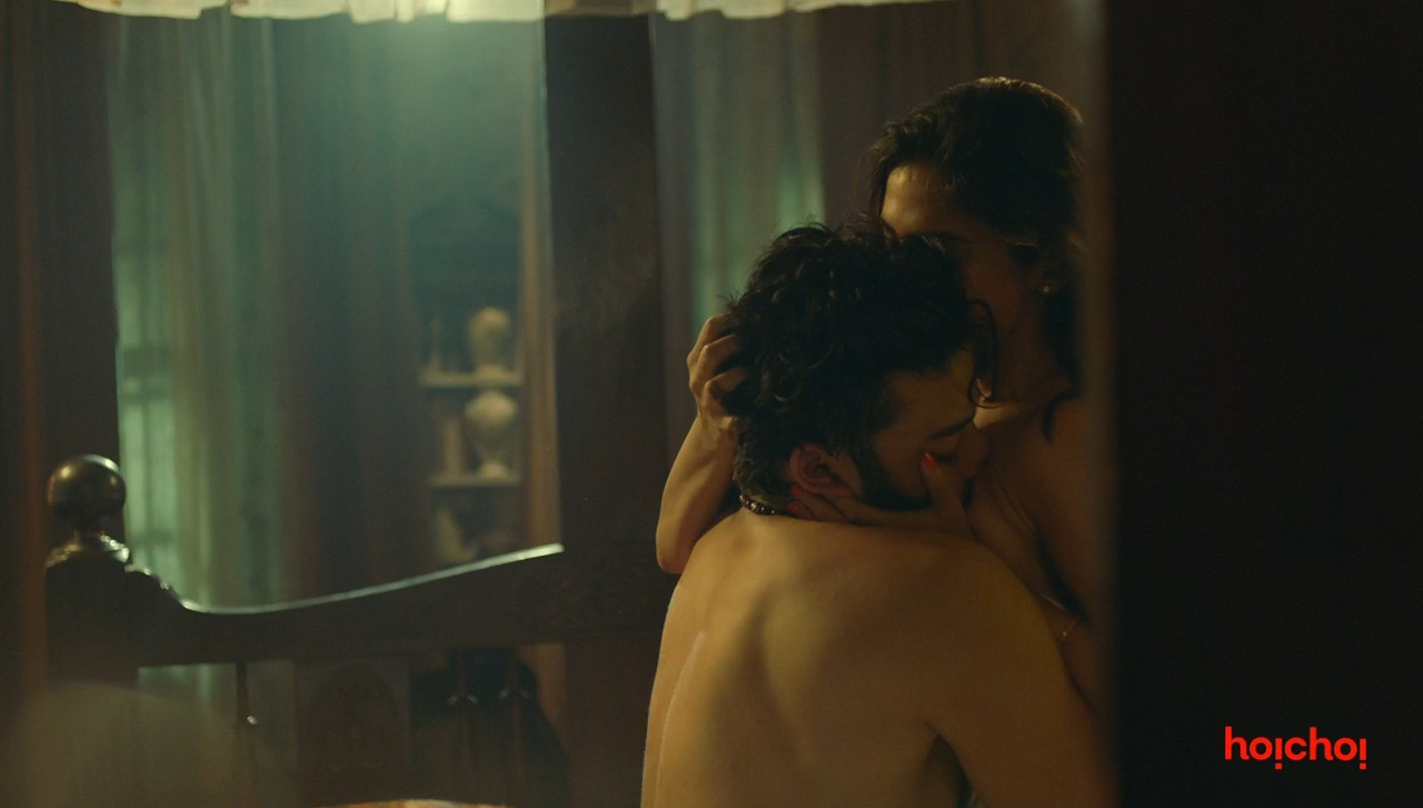 Charitraheen (2018) S01 Bengali Hoichoi