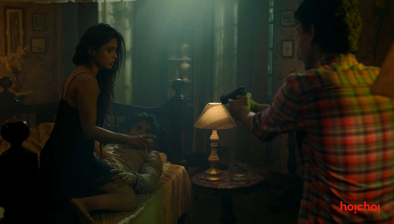 Charitraheen (2018) S01 Bengali Hoichoi